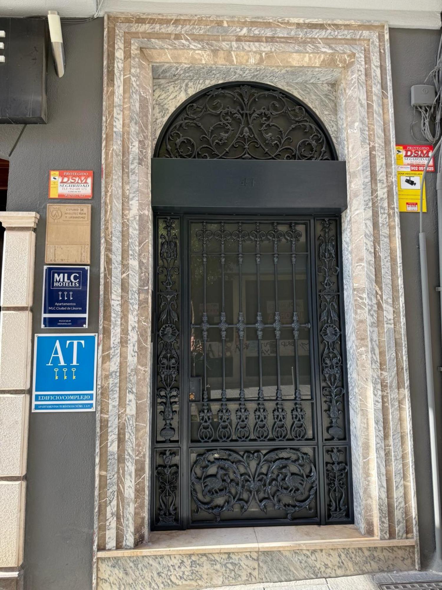 Apartamentos Mlc Ciudad De Linares Linares  Kültér fotó